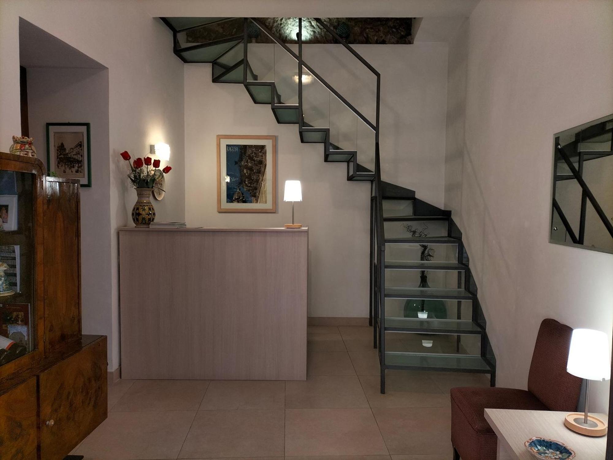 San Filippo Neri - Camere Ragusa Exteriör bild