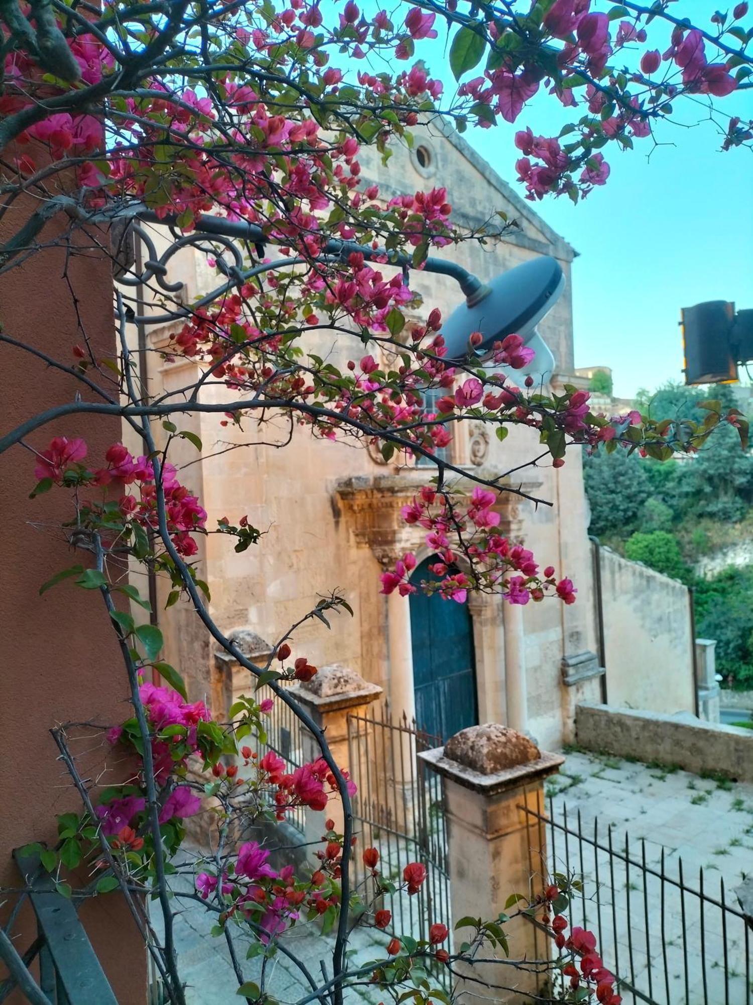 San Filippo Neri - Camere Ragusa Exteriör bild