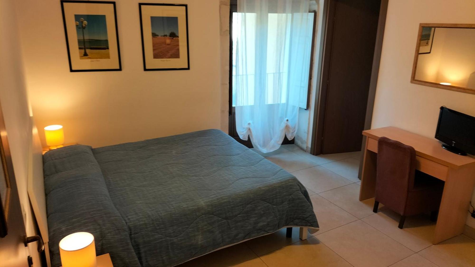 San Filippo Neri - Camere Ragusa Exteriör bild